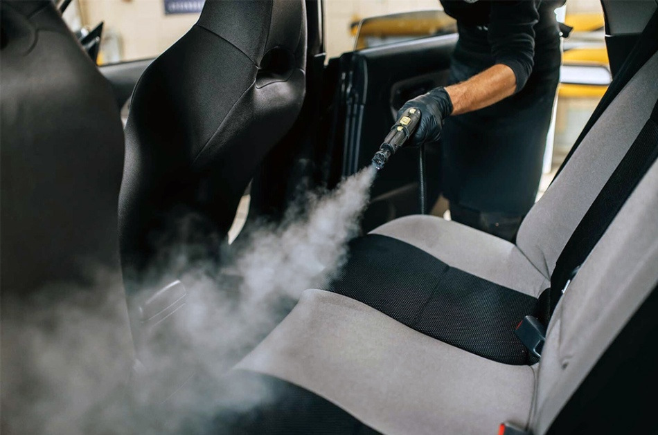 TOP-5 mistakes when taking care of the car interior