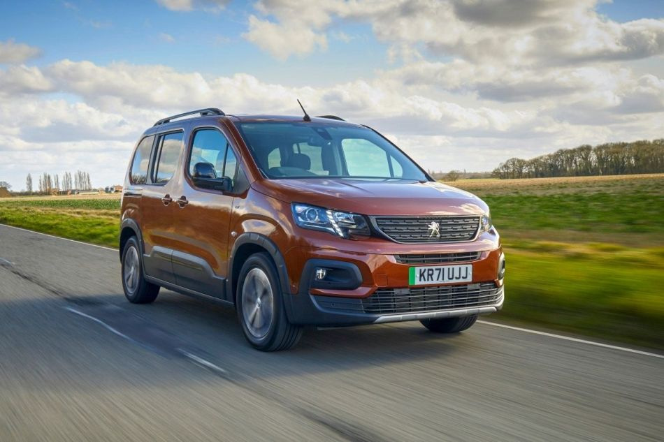 Review of the Peugeot e-Rifter electric compact van