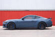 The seventh generation of the Ford Mustang sports coupe photo 3