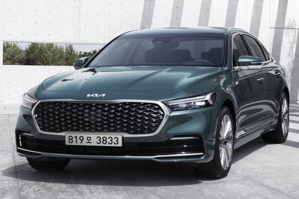 Review of KIA K9 sedan