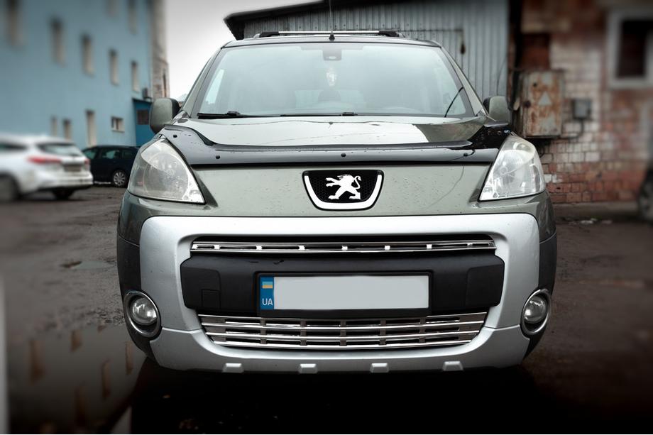 Peugeot Partner Tepee 2008-2018 Grille Covers (2 pcs, Stainless Steel) Carmos - Turkish Stainless Steel Image