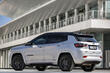 Review of the updated crossover of the second generation Jeep Compass photo 4
