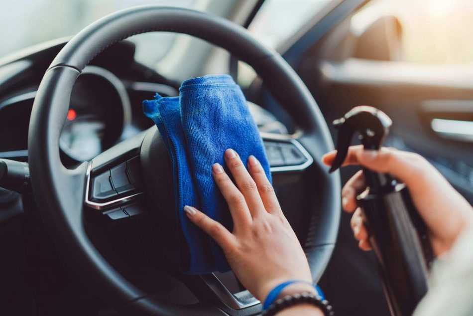 The dirtiest places in the car interior: how to keep them clean?
