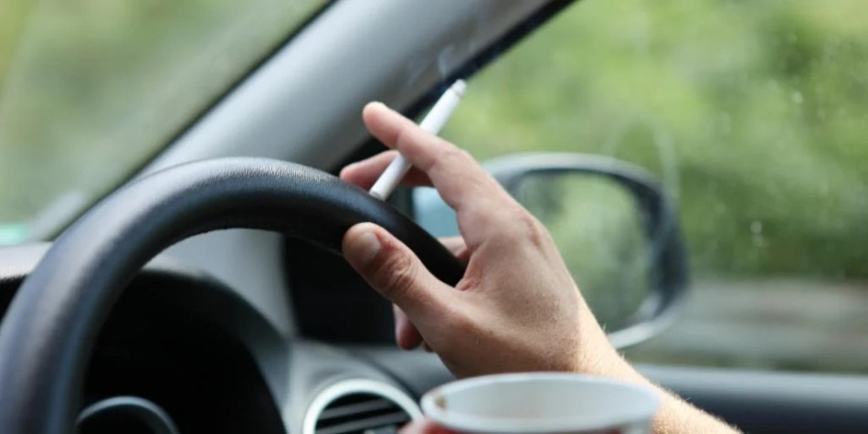 How to get rid of the smell of tobacco in the car interior?