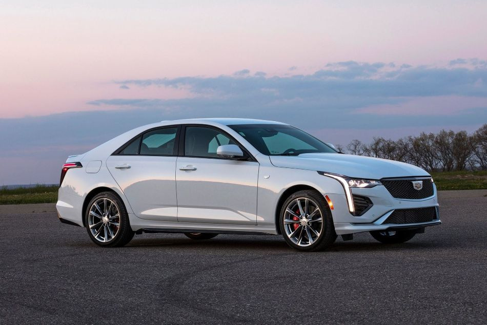 Cadillac CT4: luxury, performance and technology in a compact sedan