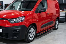 Fiat Doblo III 2023- Side Steps Maya Red (2 pcs, Aluminum) photo 1