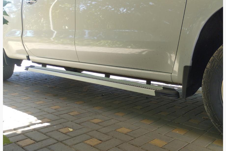 Chevrolet Silverado 2019- Side Steps Maya V2 (2 pcs, Aluminum) Image