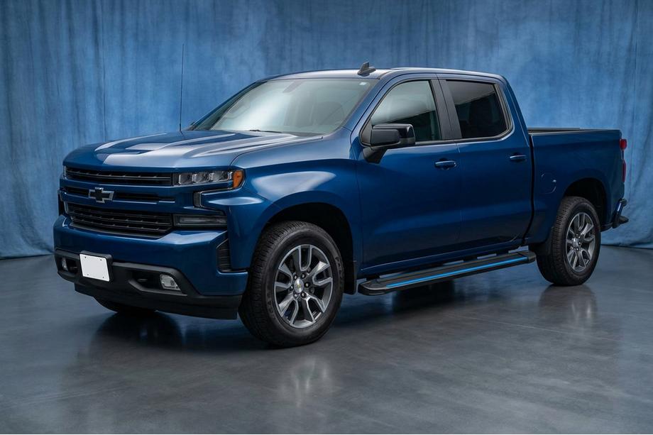 Chevrolet Silverado 2019- Side Steps Maya Blue (2 pcs, Aluminum) Image