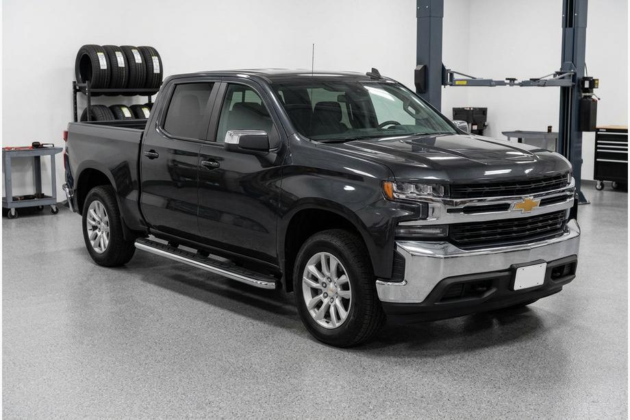 Chevrolet Silverado 2019- Side Steps Maydos V1 (2 pcs, Aluminum) Image