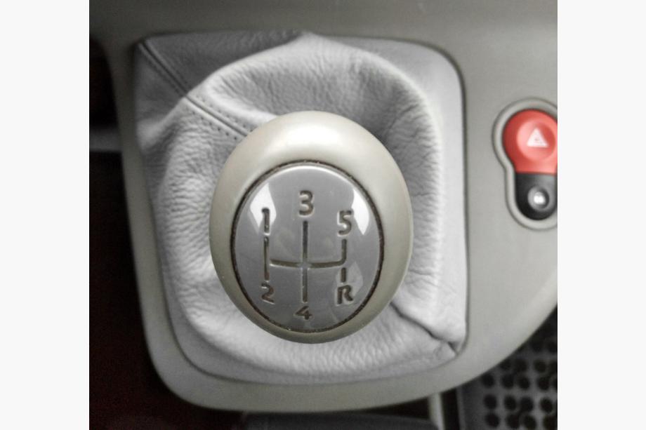 Renault Kangoo 2008–2020 Gear Shift Boot Leather Gray Photo 4