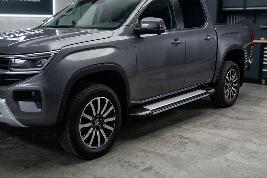 Volkswagen Amarok 2022- Side Steps Rainbow (2 pcs, Aluminum) Image