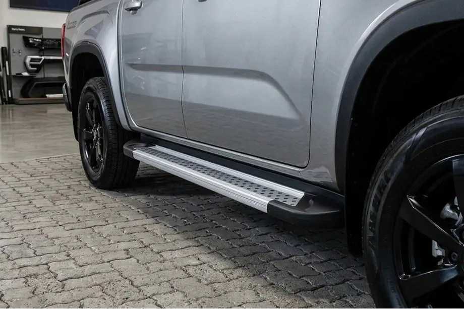 Ford Ranger 2022- Side Steps Vision New Grey (2 pcs, Aluminum) Image