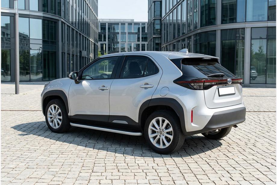 Toyota Yaris/Yaris Cross (XP210) 2020- Side Steps Tayga Grey (2 pcs, Aluminum) Image