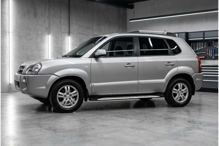 Hyundai Tucson JM 2004- Side Steps Shining V1 (2 pcs, Aluminum) Image