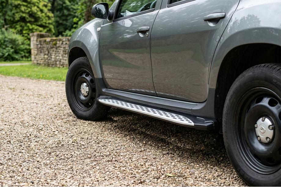 Renault Duster 2008–2017 Side Steps Shining V1 (2 pcs, Aluminum) Image
