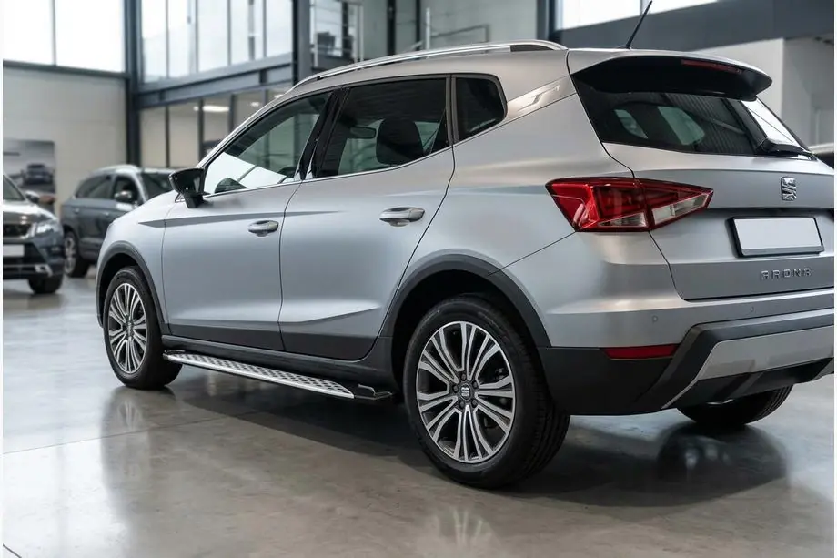 Seat Arona 2017- Side Steps Shining V1 (2 pcs, Aluminum) Image