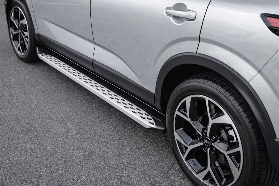 Nissan Qashqai 2021- Side Steps Shining V1 (2 pcs, Aluminum) Photo 1
