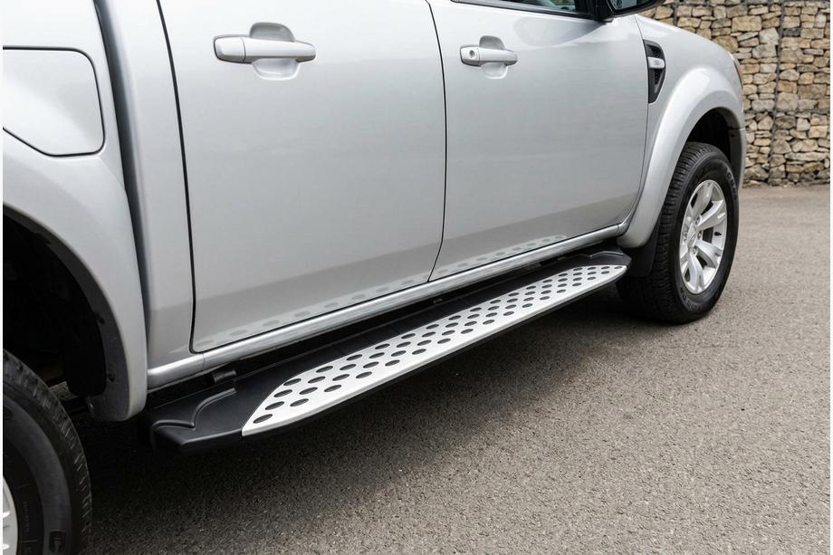 Mazda BT-50 2007-2012 Side Steps Shining V1 (2 pcs, Aluminum) Image