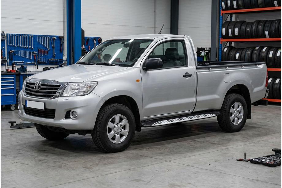 Toyota Hilux 2006-2015 Side Steps Shining V1 (2 pcs, Aluminum) Image
