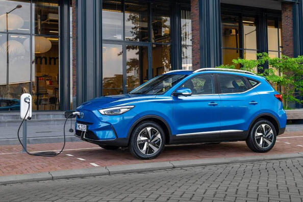 Review of the updated MG ZS EV electric crossover