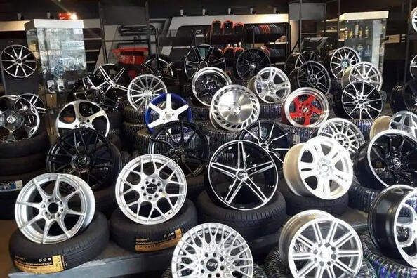 Alloy wheels: pros and cons