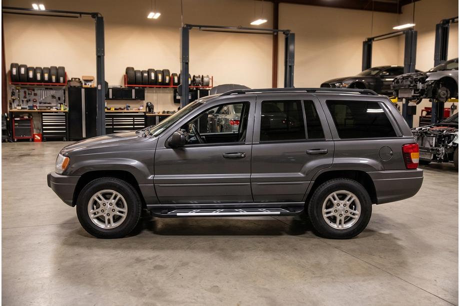 Jeep Grand Cherokee WJ 1999-2004 Side Steps Sunrise (2 pcs, Aluminum) Image