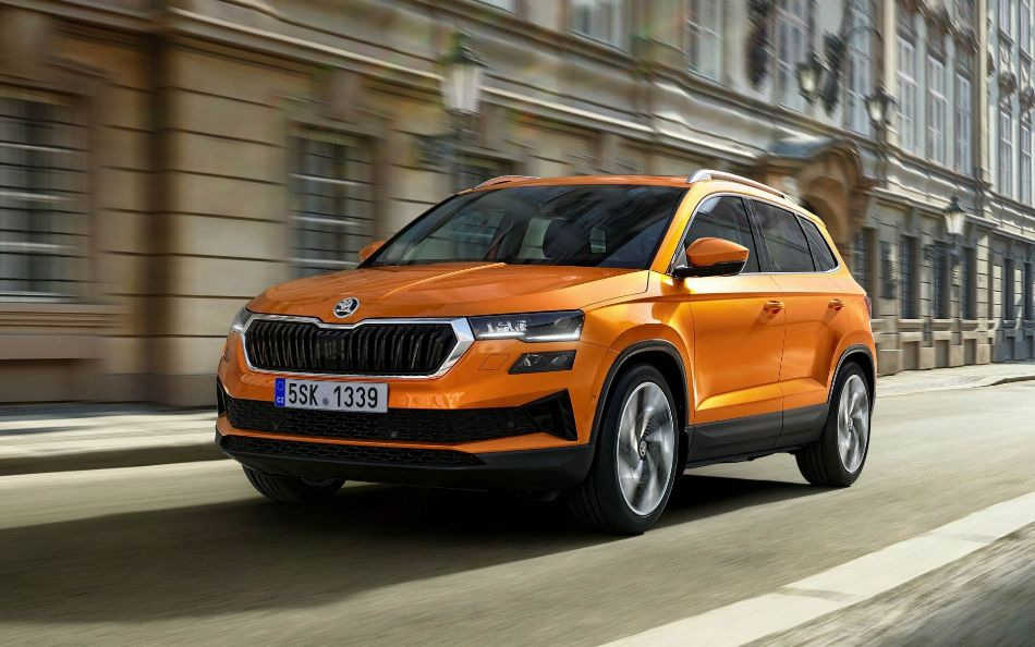 Skoda Karoq: an updated crossover for the city and the family