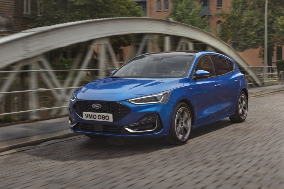 Review of the updated Ford Focus hatchback of the fourth generation