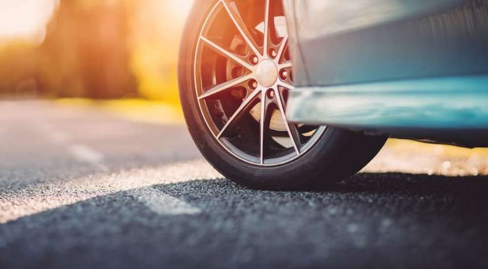 Is it possible to drive in summer on winter tires?