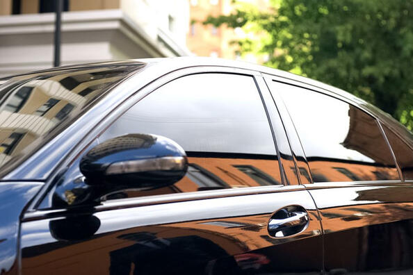 Car glass tinting: practical and aesthetic aspects