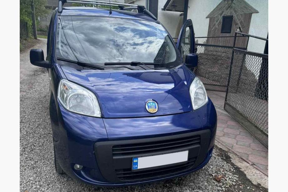 Fiat Emblem (UA-Style, self-adhesive) Photo 9