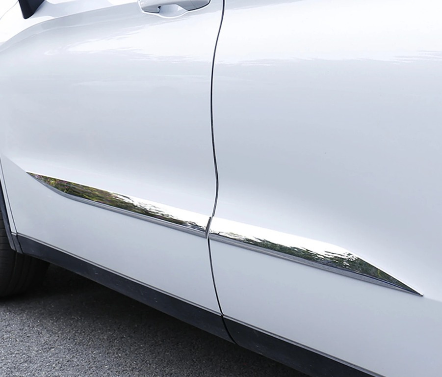 How to install moldings on a car with your own hands