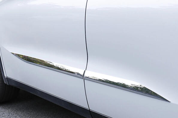 How to install moldings on a car with your own hands