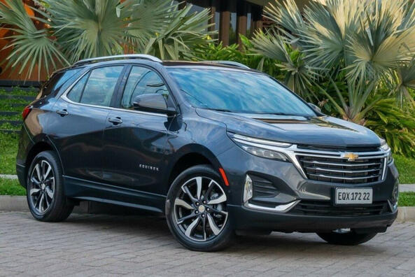 Chevrolet Equinox: updated crossover for a comfortable ride Photo 1