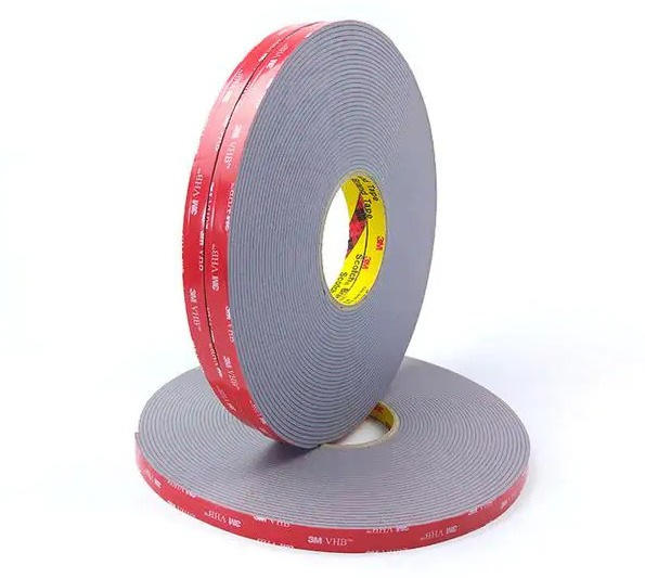 Double-sided tape and its benefits in car tuning