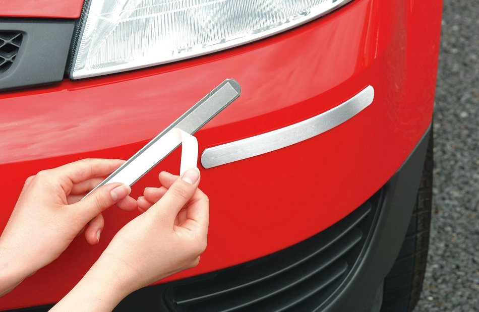 What double-sided tape is best for a car?