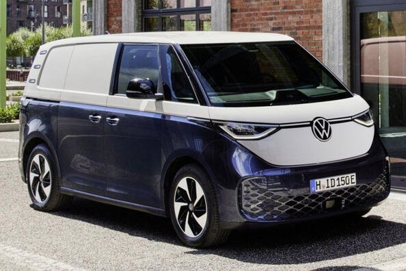 Review of the Volkswagen ID electric minivan. Buzz