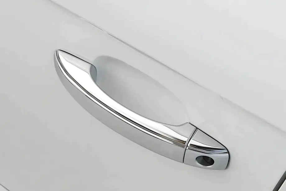 Audi Q5 2008-2017 Chrome door handle covers without buttons (4 pcs, stainless steel) Image