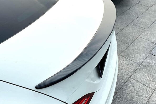 Does a spoiler really help save fuel?