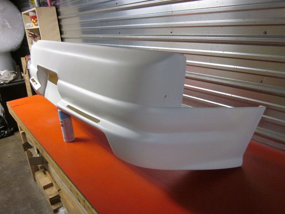 The role of fiberglass in car tuning: lightness, strength, aesthetics