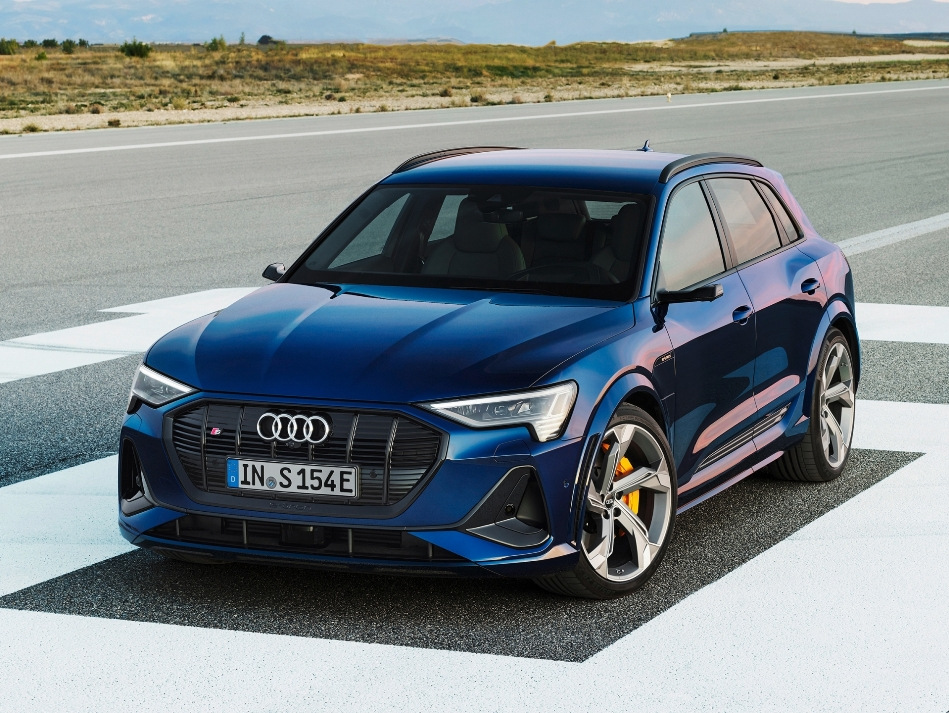 Audi e-tron S: powerful and stylish electric car