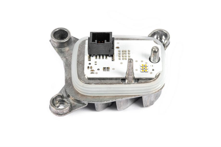 BMW 4 Series F32/F33/F36 2012-2020 LED Headlight Module 63117493232 (1 pc, right) Image