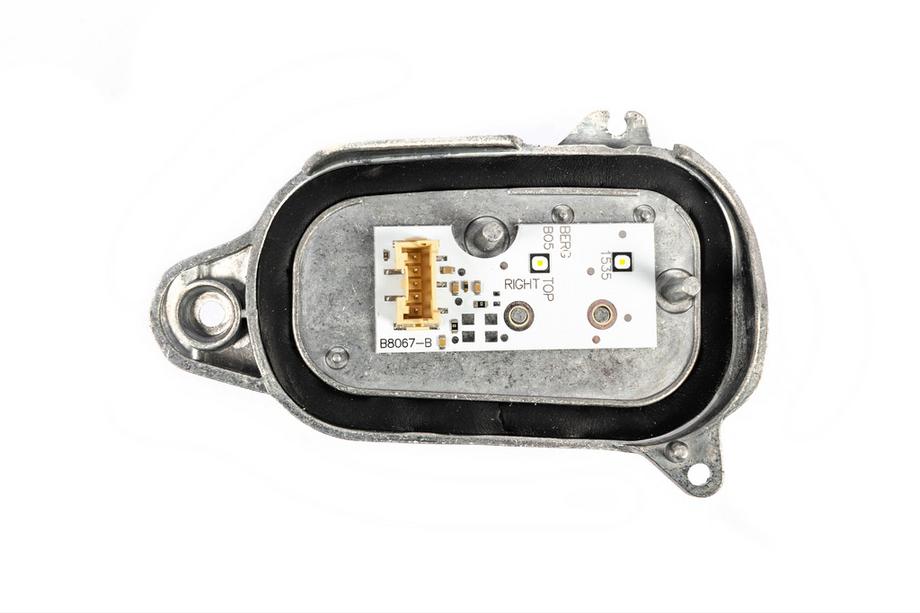 Audi Q5 2008-2017 LED Headlight Module 8R0941475B (1 pc, right) Photo 2