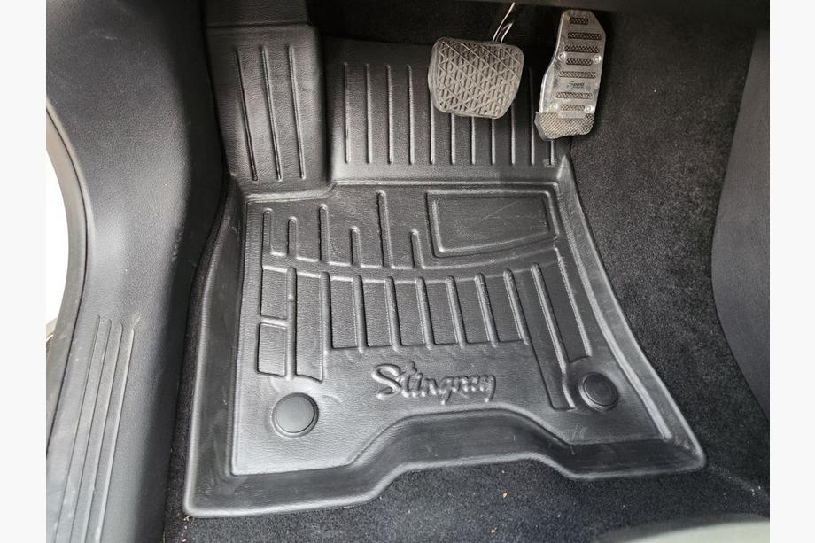 Mercedes EQB 2021- Stingray 3D Rubber Floor Mats (2 pcs, Polyurethane) Image