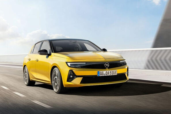 Overview of the compact hatchback Opel Astra of the sixth generation