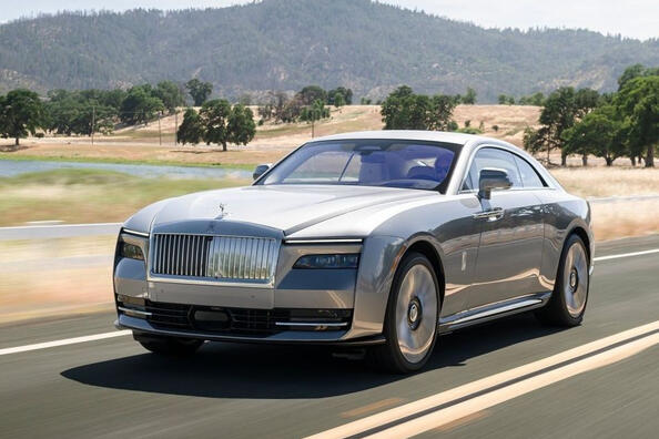 Rolls-Royce Spectre: review of the electric coupe