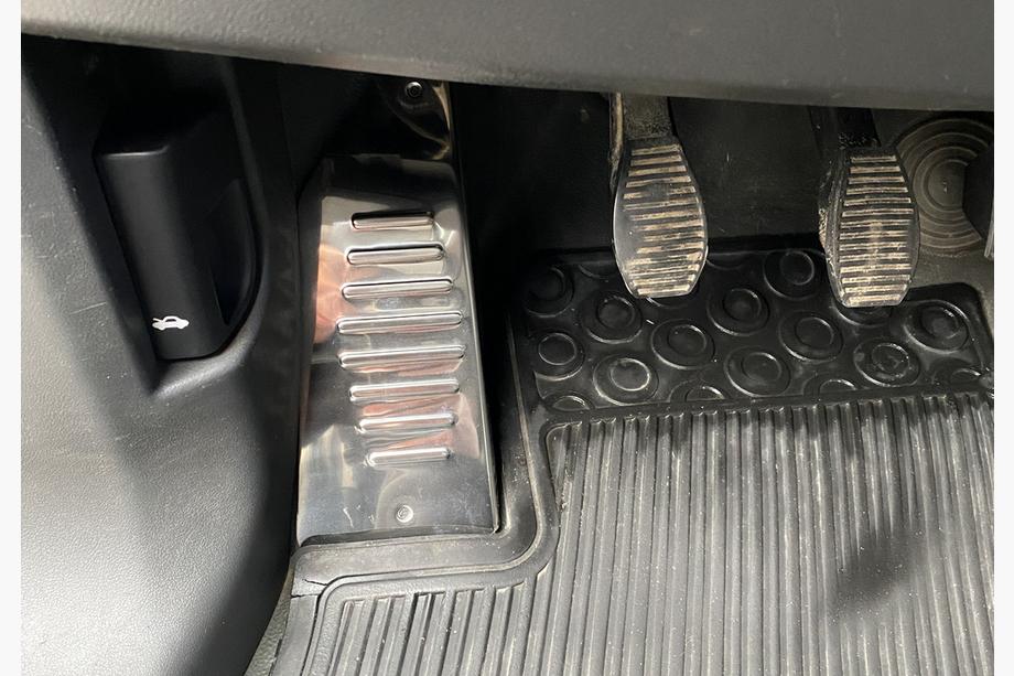 Peugeot Bipper 2008-2017 Door Sill Cover (Stainless Steel) Photo 2