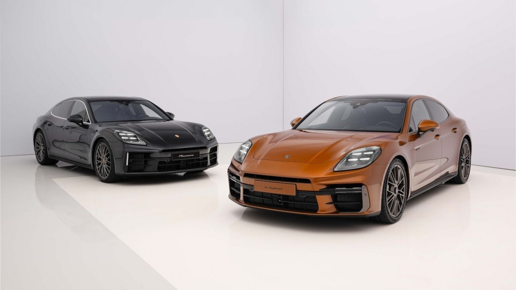 Porsche Panamera Turbo of the third generation: luxury and power in one car