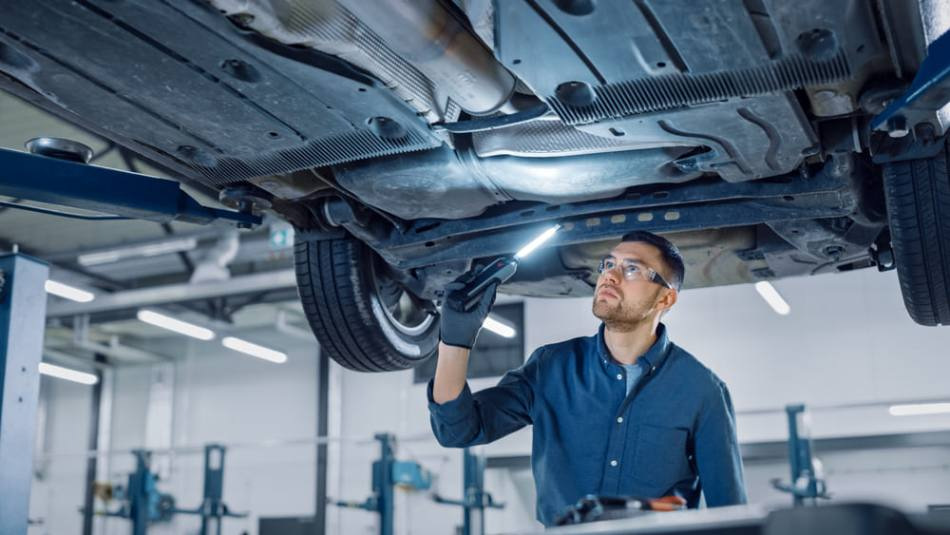 Useful tips for caring for the bottom of the car