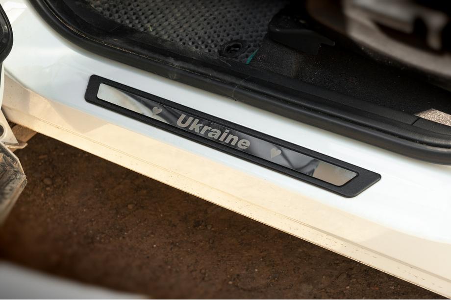 Honda eNP1 2022- Door sill protectors Honda eNP1 (Ukraine, 4 pcs, stainless steel) Photo 2